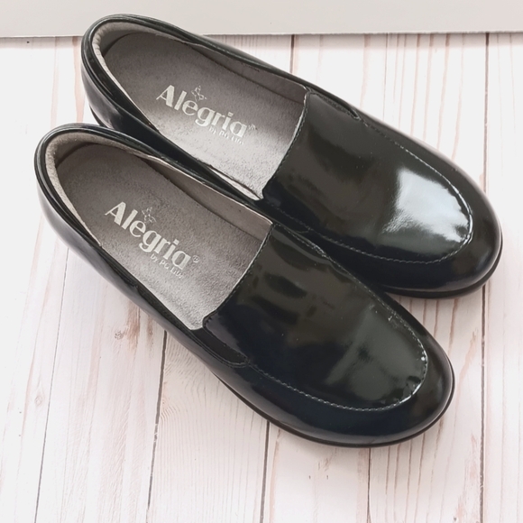 Alegria Emma Black Waxy Leather Loafers Shoes  2.25" Wedge Heel EU 37/ US 6.5 - Picture 1 of 12